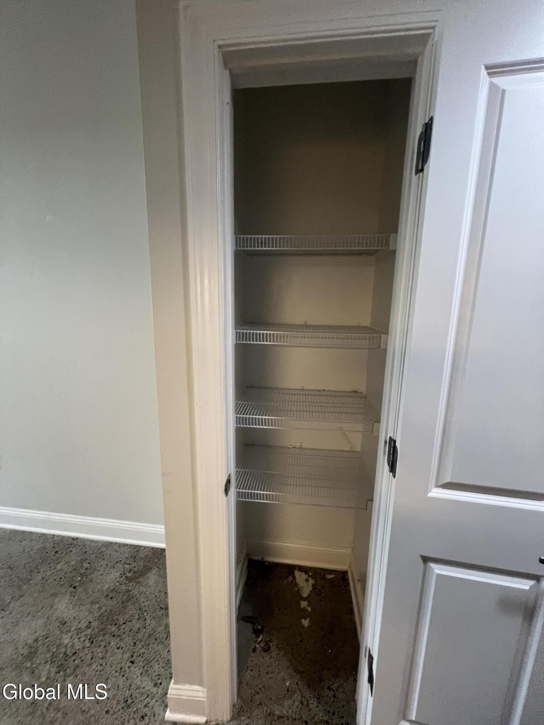 733 Broadway - Photo 7