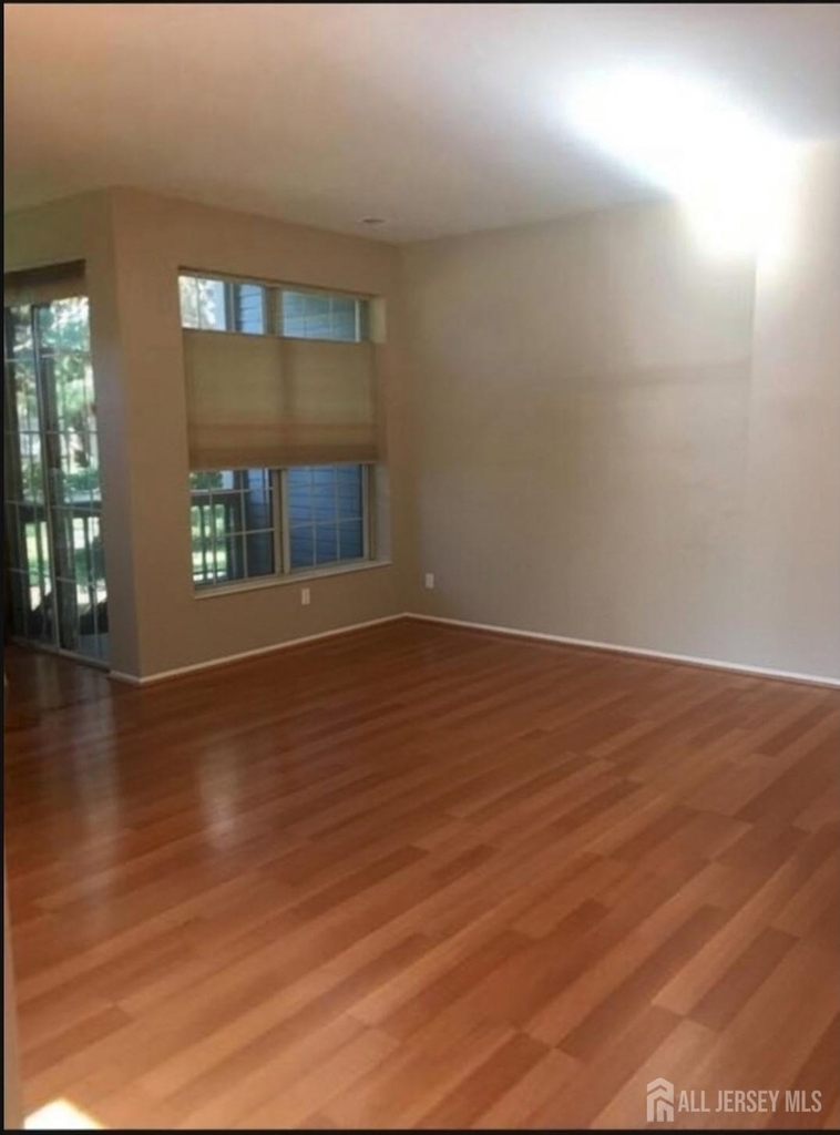 3081 Cypress Court - Photo 4