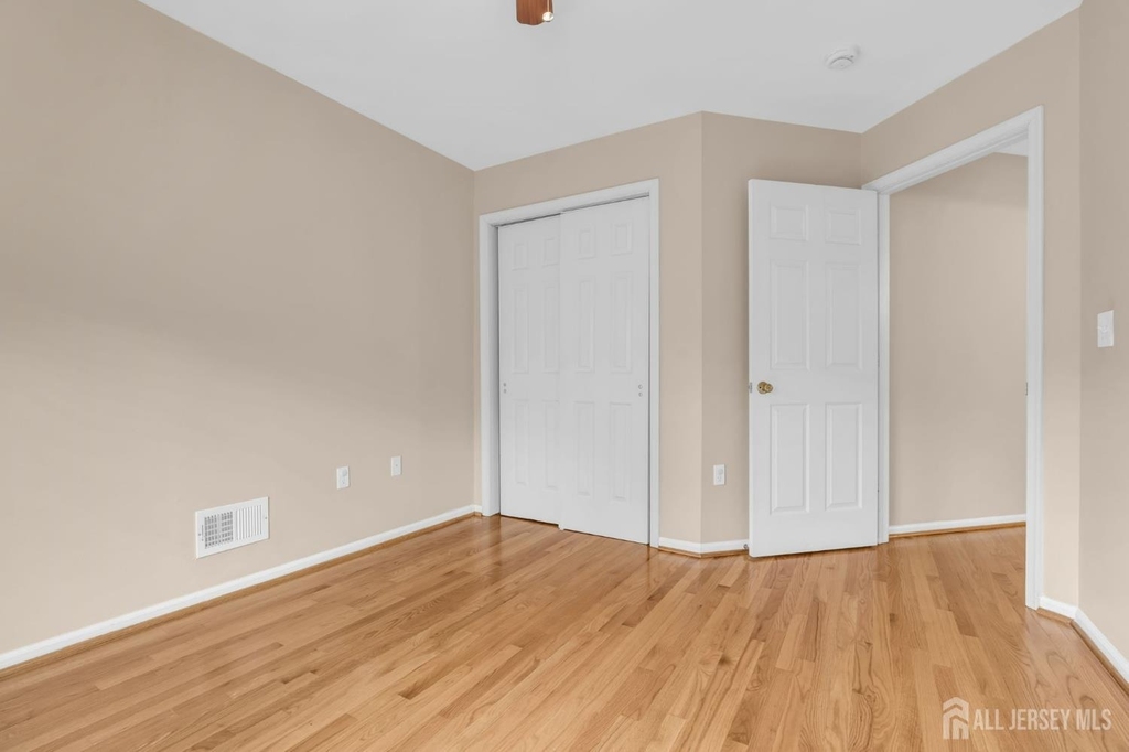 8 Edith Drive - Photo 35