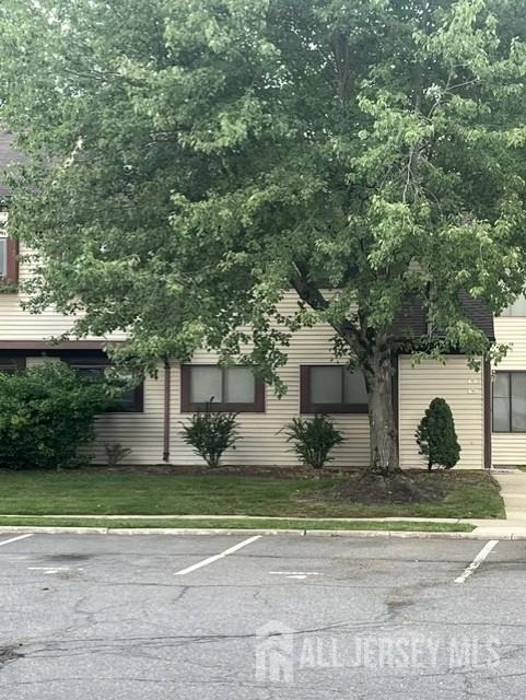 702 Jacob Court - Photo 0