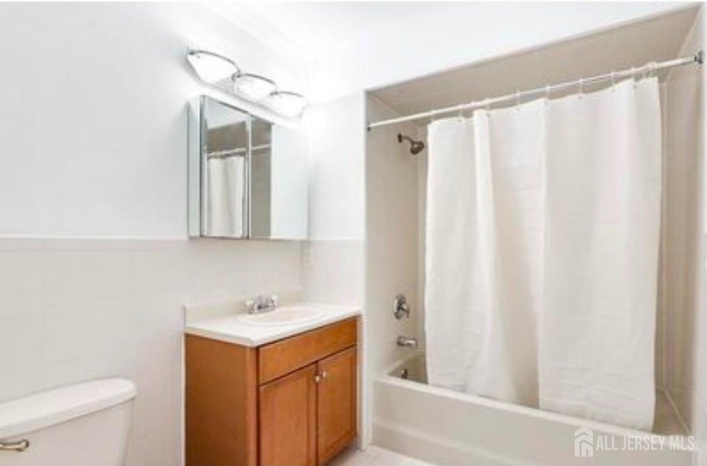 106 Chariot Court - Photo 9