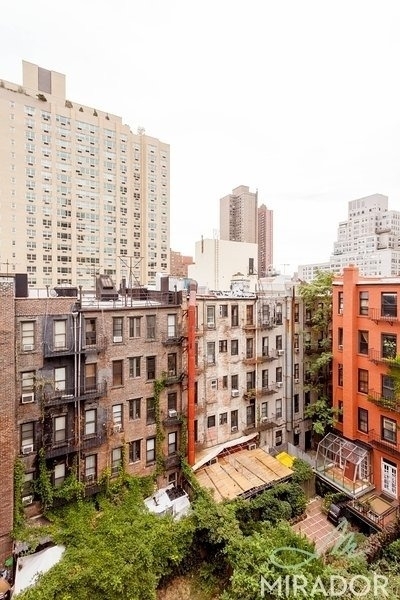 440 E 85th Street - Photo 4