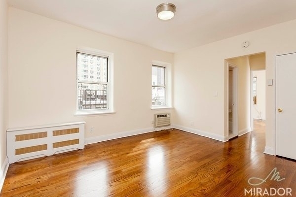440 E 85th Street - Photo 0