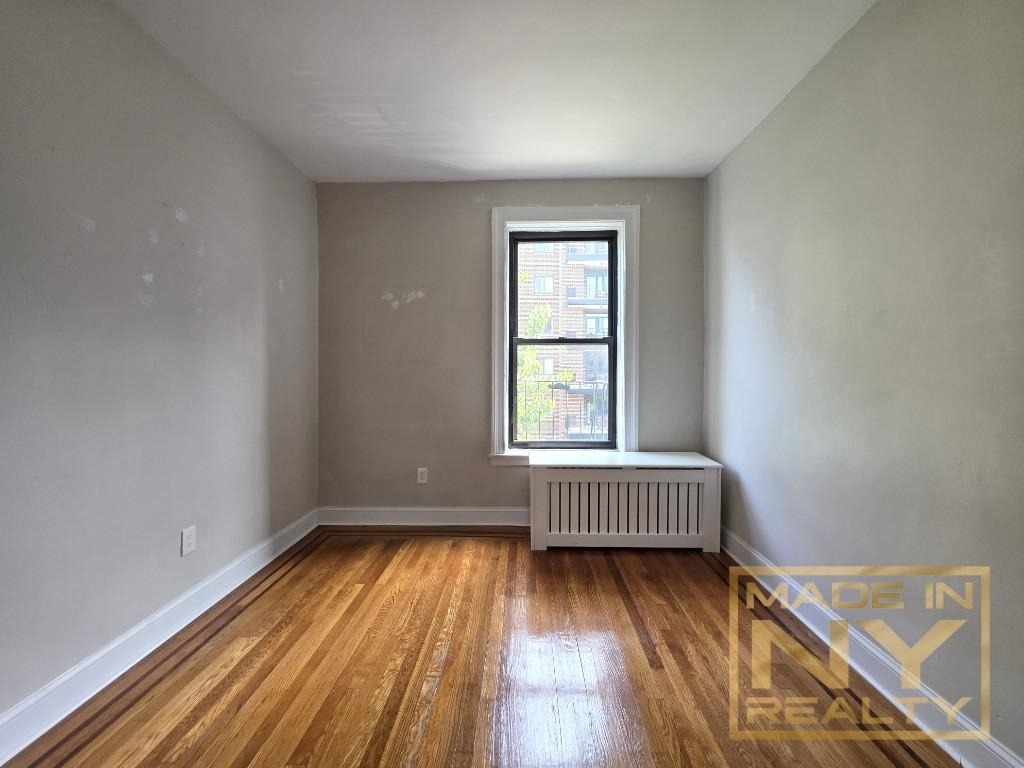 25-21 31st Avenue - Photo 6