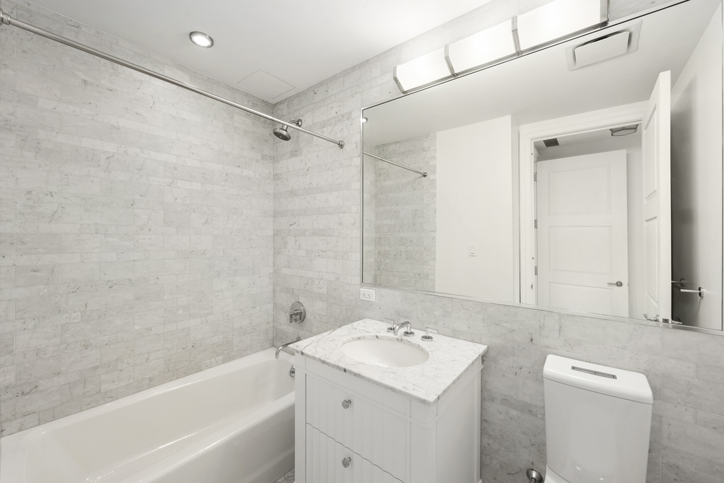 30 Park Place - Photo 6