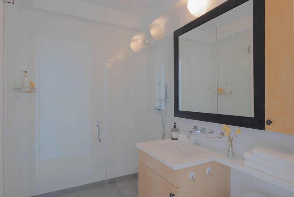 555 W 59th Street - Photo 19