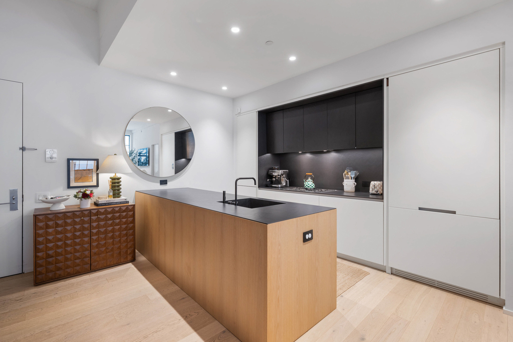 168 Plymouth Street - Photo 3