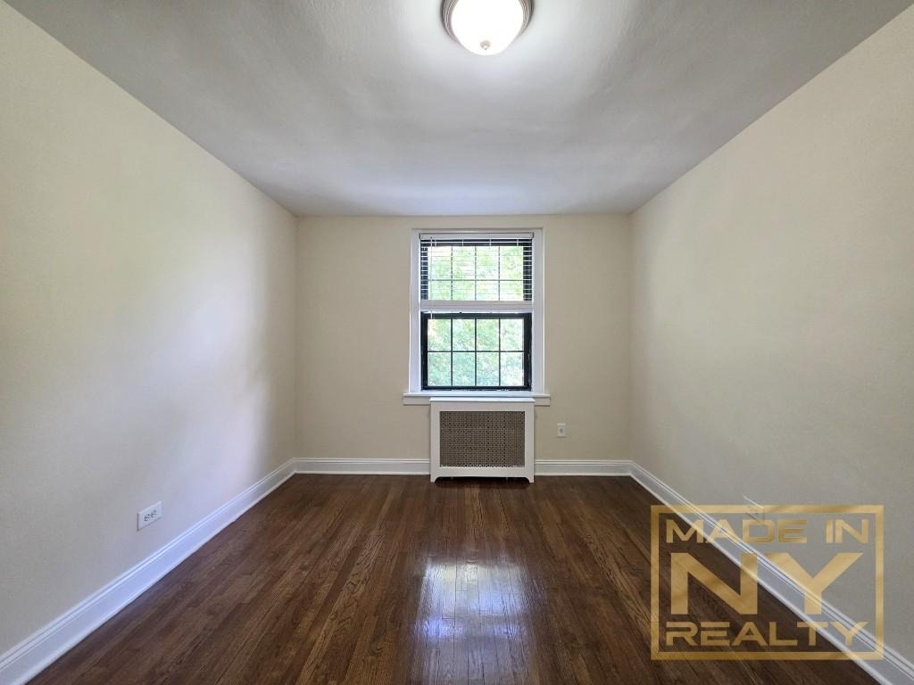 51-01 39th Avenue - Photo 7