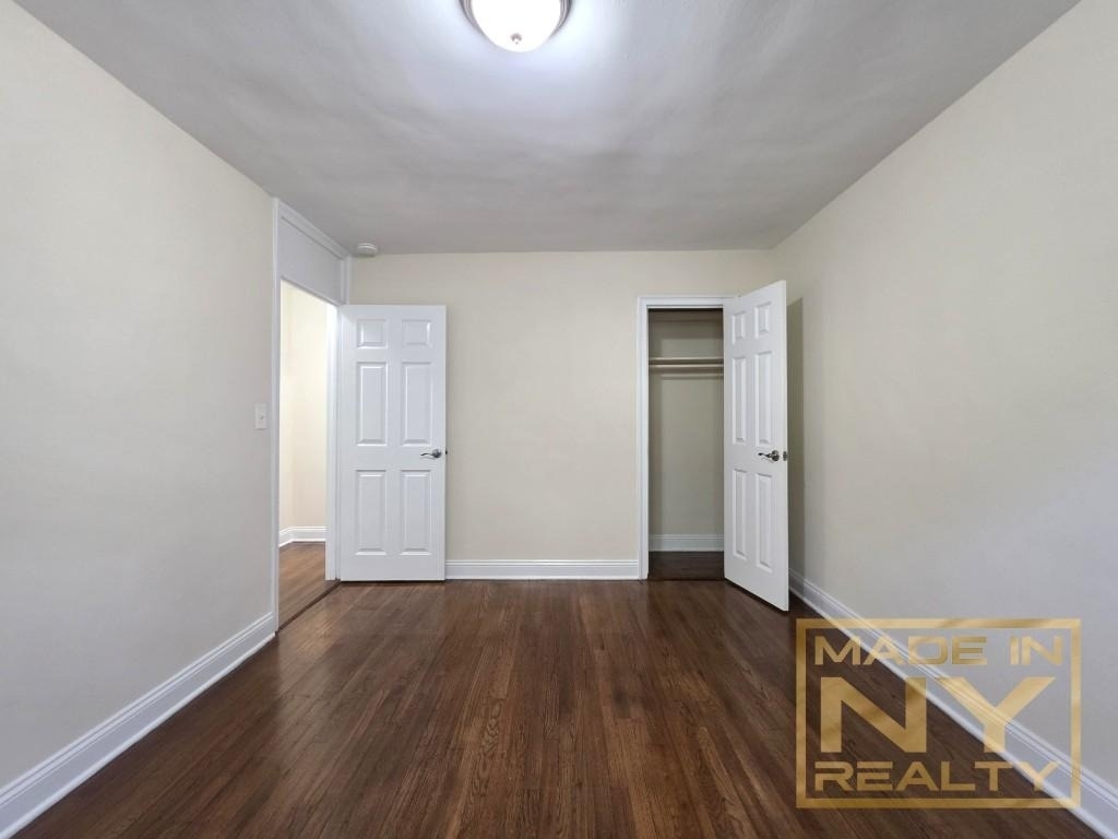 51-01 39th Avenue - Photo 8