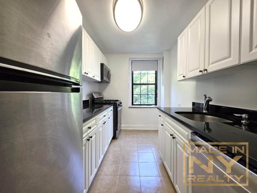 51-01 39th Avenue - Photo 0