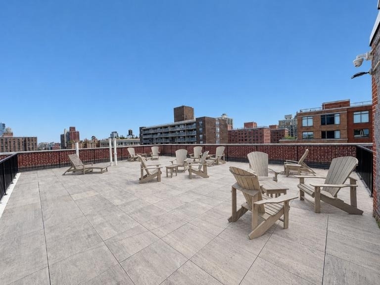 200 W 90th Street - Photo 14