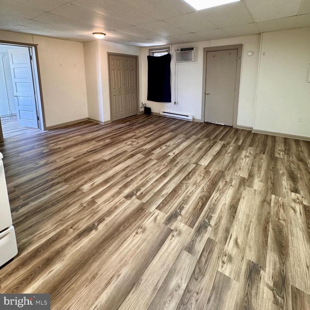 114 W Martin Street - Photo 3