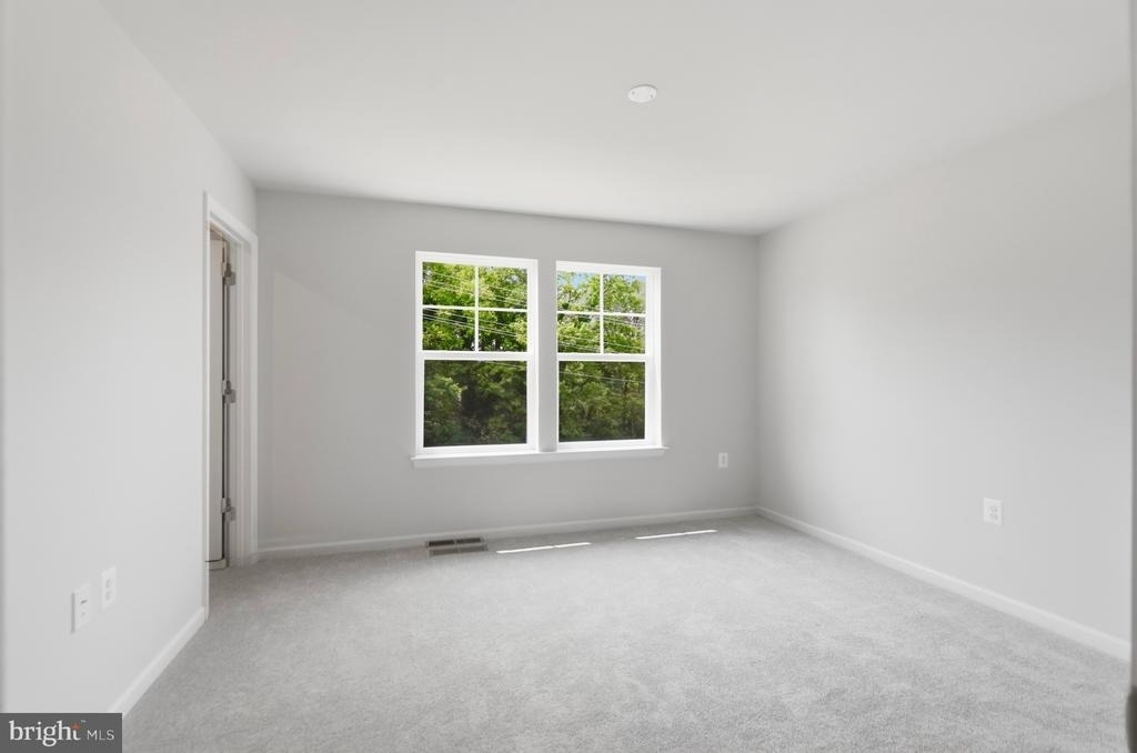 241 Monteith Drive - Photo 14