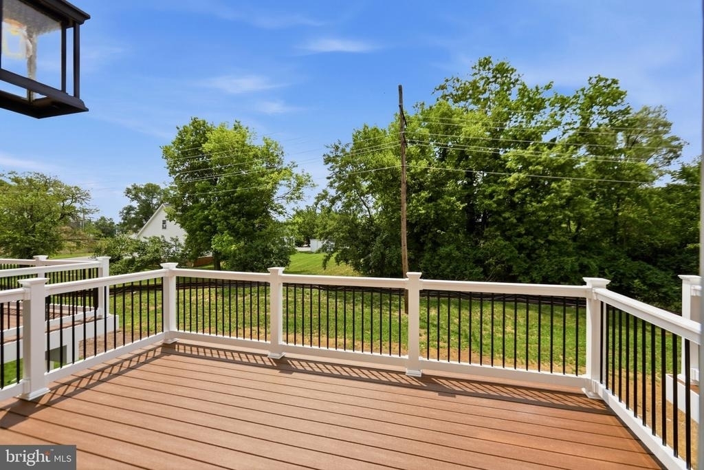 241 Monteith Drive - Photo 11