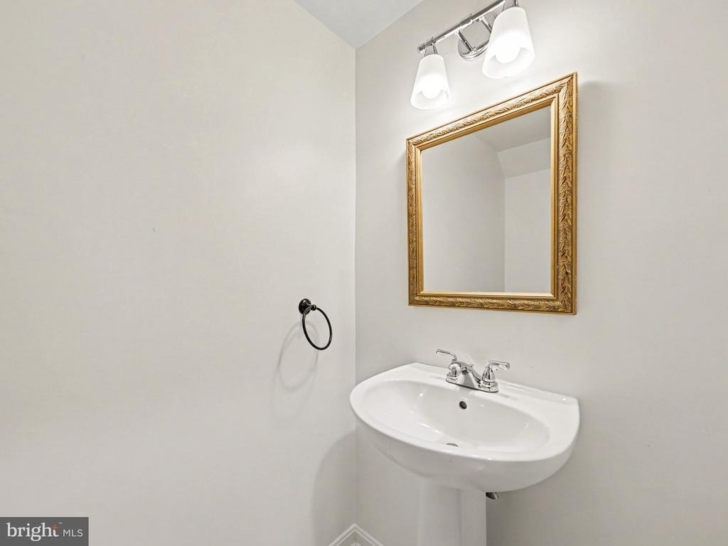 11527 Bertram - Photo 25