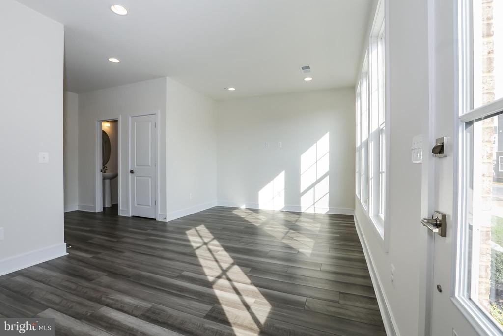 6722 Upland Manor Drive - Photo 33