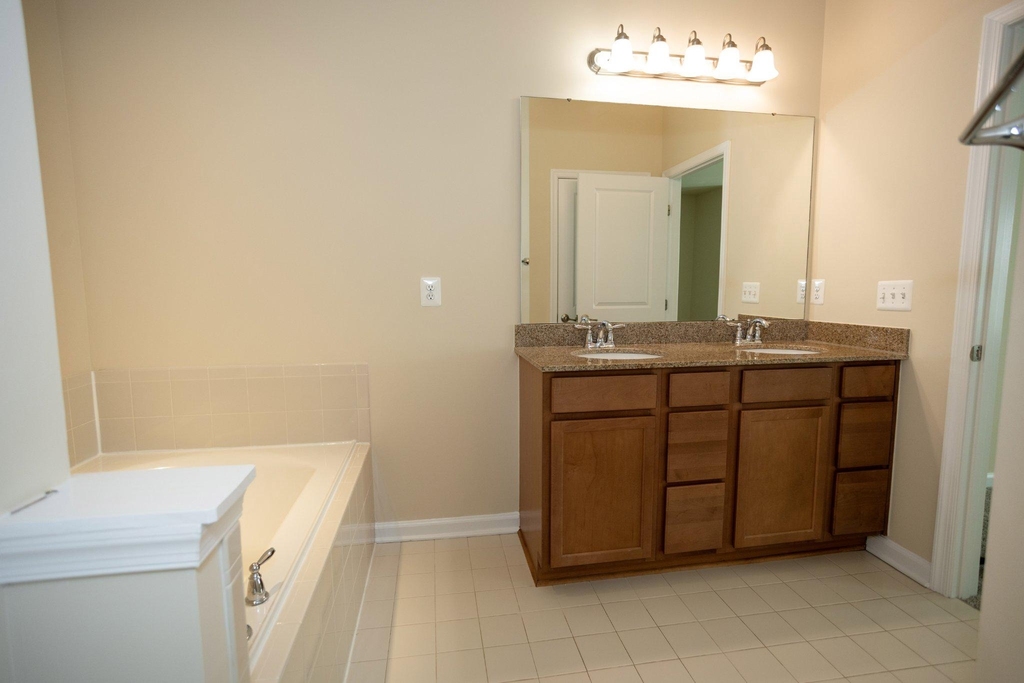 7408 Brunson Circle - Photo 34