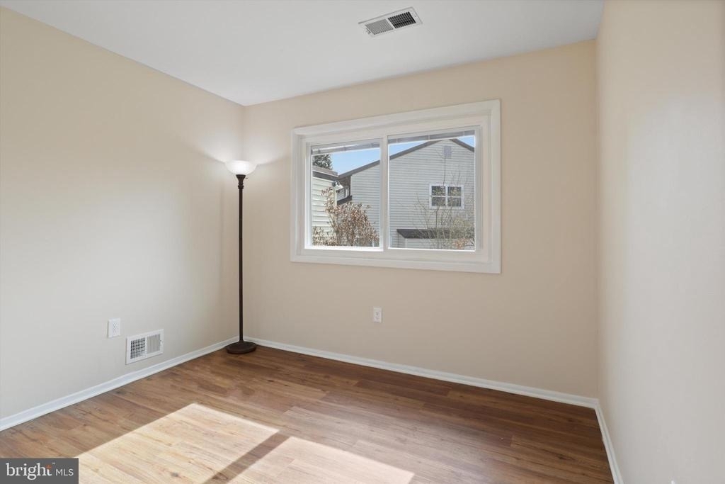 103 Farmington Lane - Photo 2
