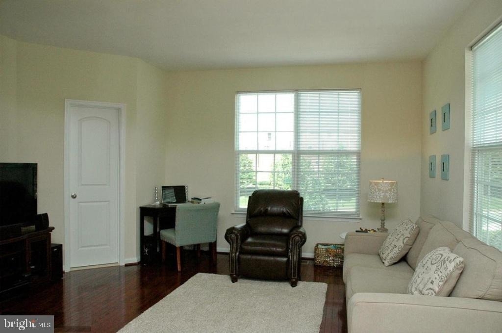 22698 Parkland Farms Terrace - Photo 10