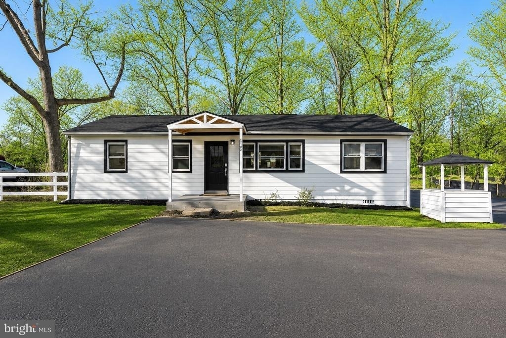 45432 Mallard Street - Photo 1