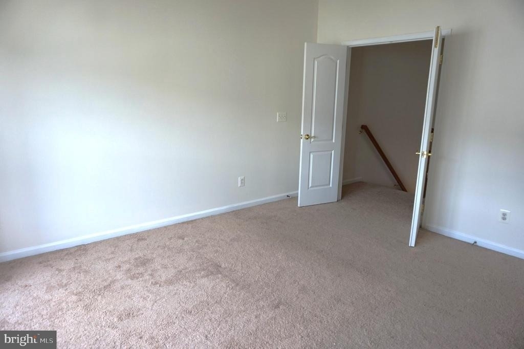 22997 Bulwark - Photo 10