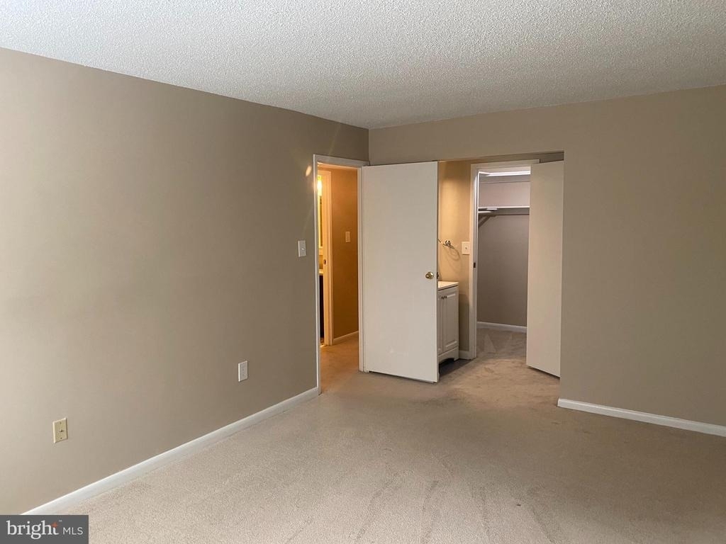 11723 Karbon Hill Court - Photo 33