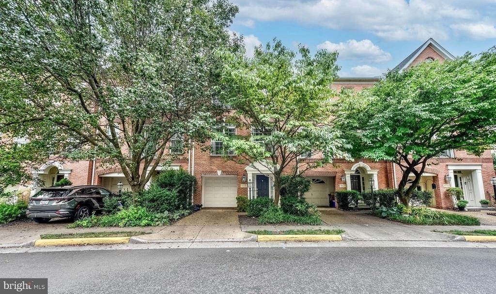 8105 Quinn Terrace - Photo 1