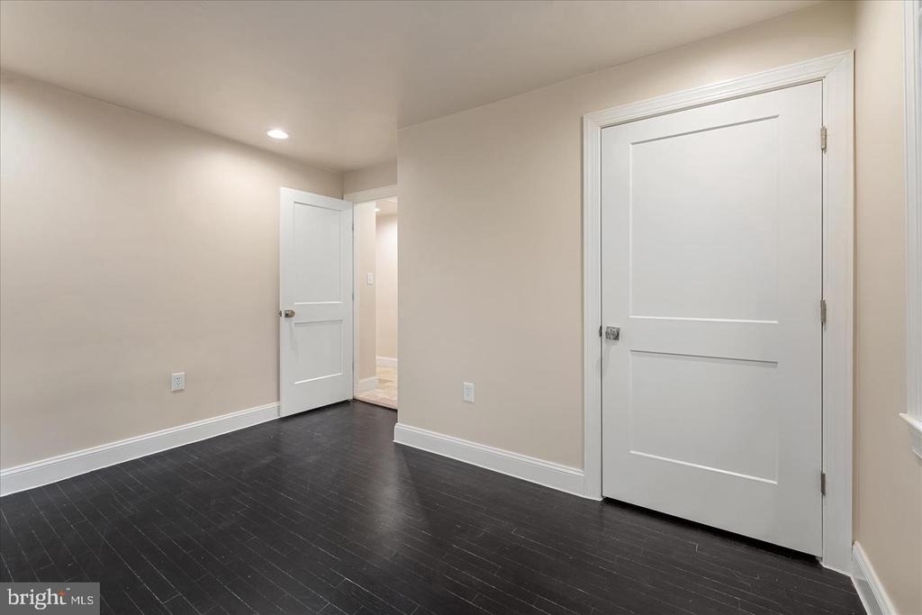 9036 Jeffery Road - Photo 23