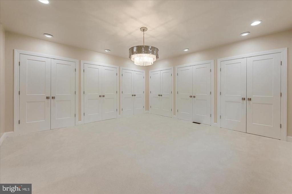9036 Jeffery Road - Photo 35