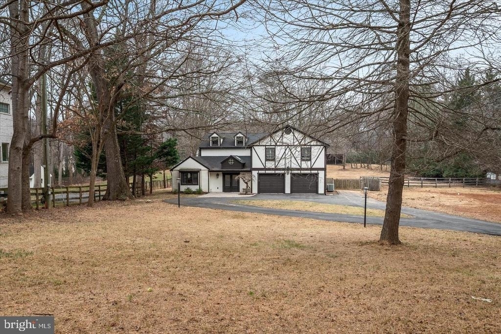 9036 Jeffery Road - Photo 1