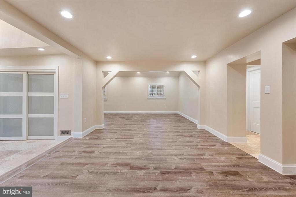9036 Jeffery Road - Photo 8