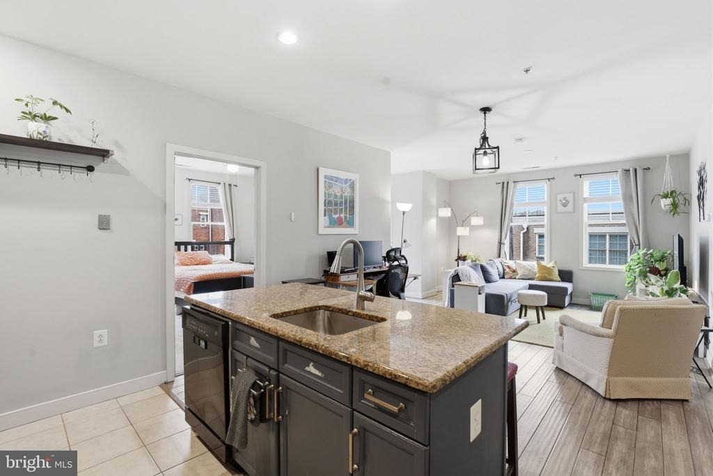 181 E Reed Avenue - Photo 4