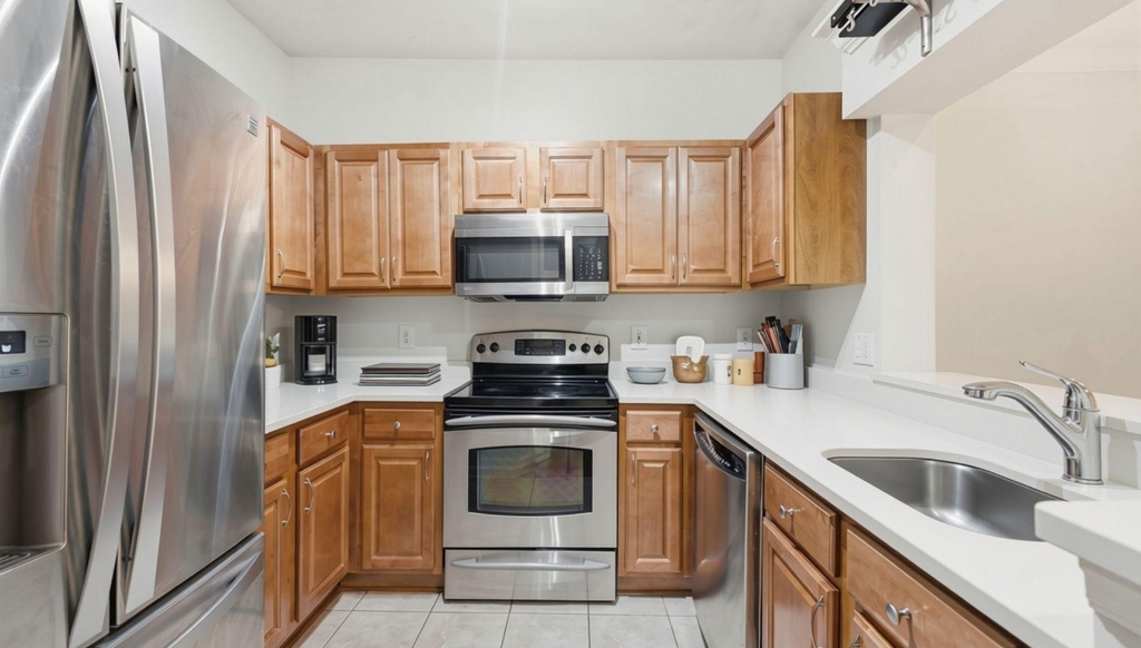 4551 Strutfield Lane - Photo 3