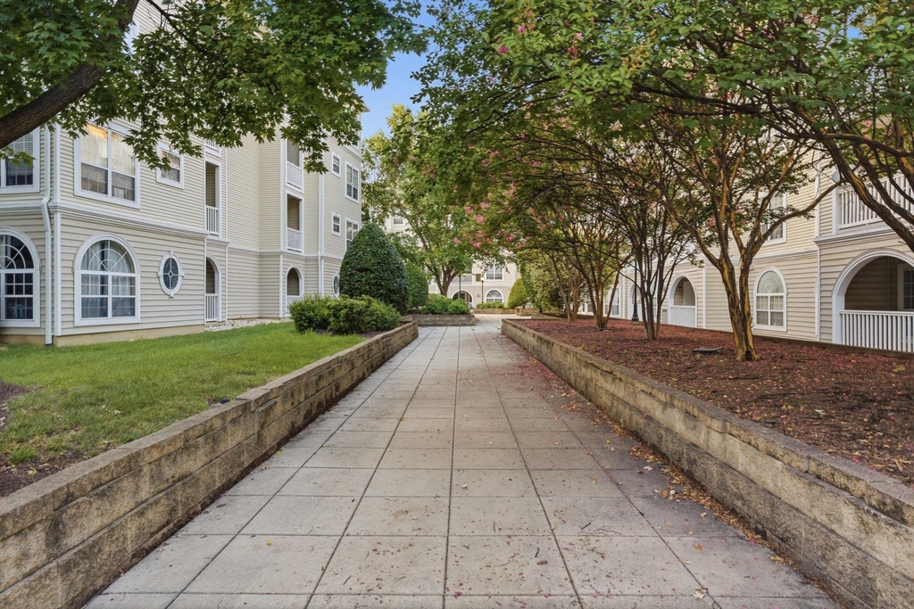 4551 Strutfield Lane - Photo 1