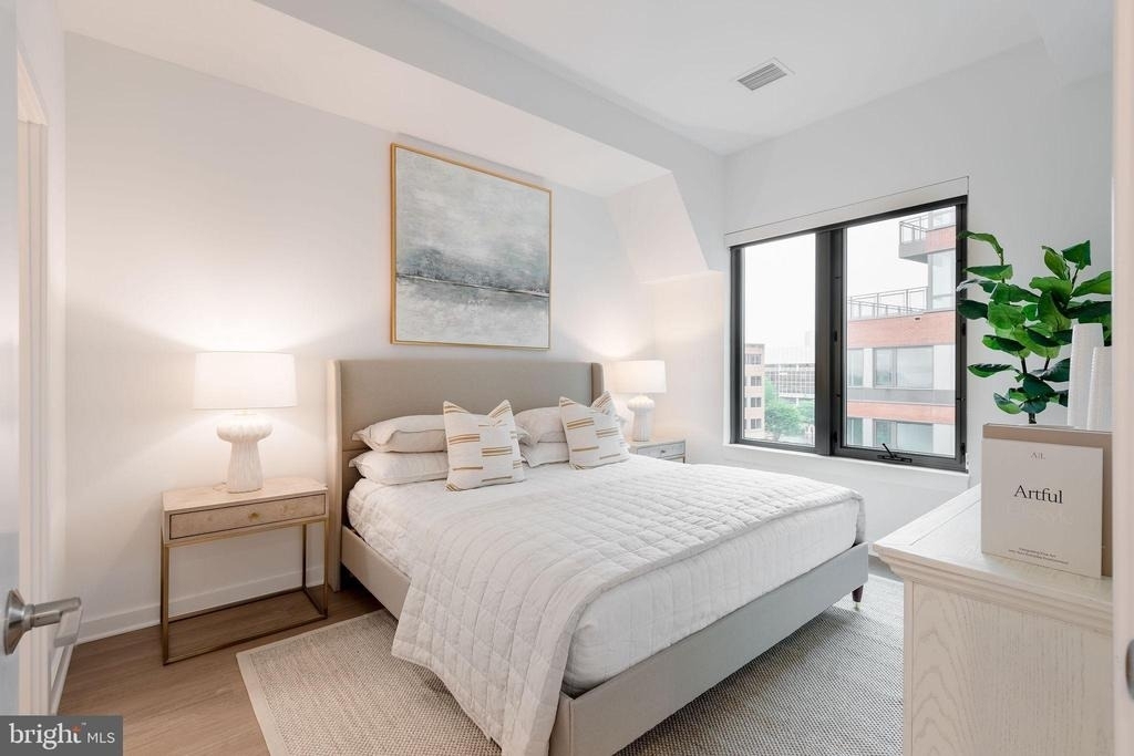 1055 N Fairfax Street - Photo 13
