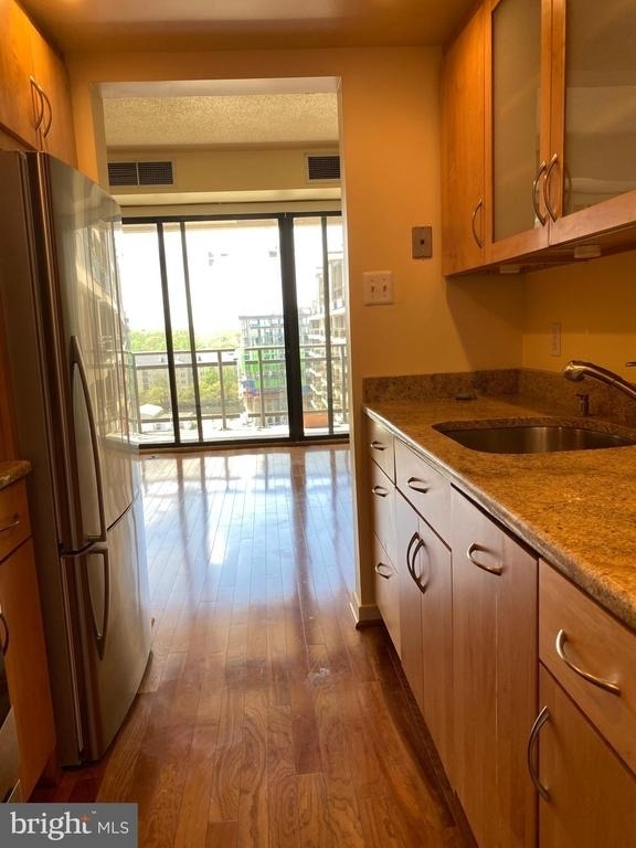 1530 Key Boulevard - Photo 5