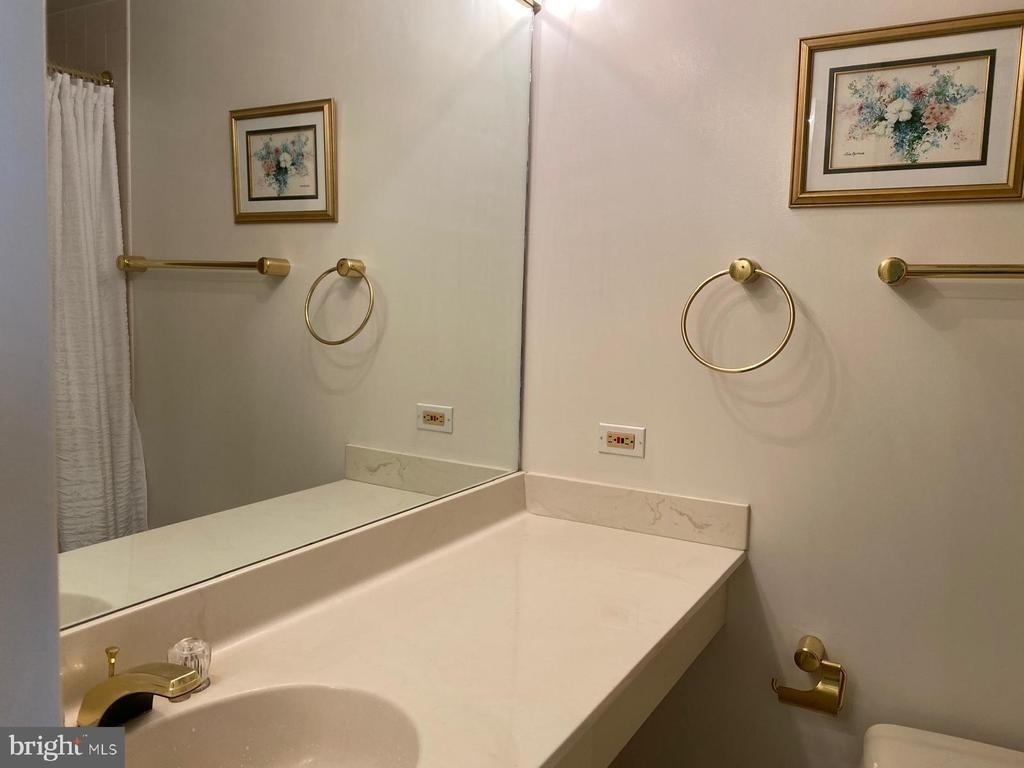 1530 Key Boulevard - Photo 8