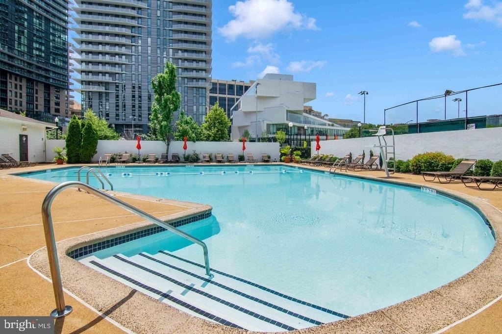 1530 Key Boulevard - Photo 11