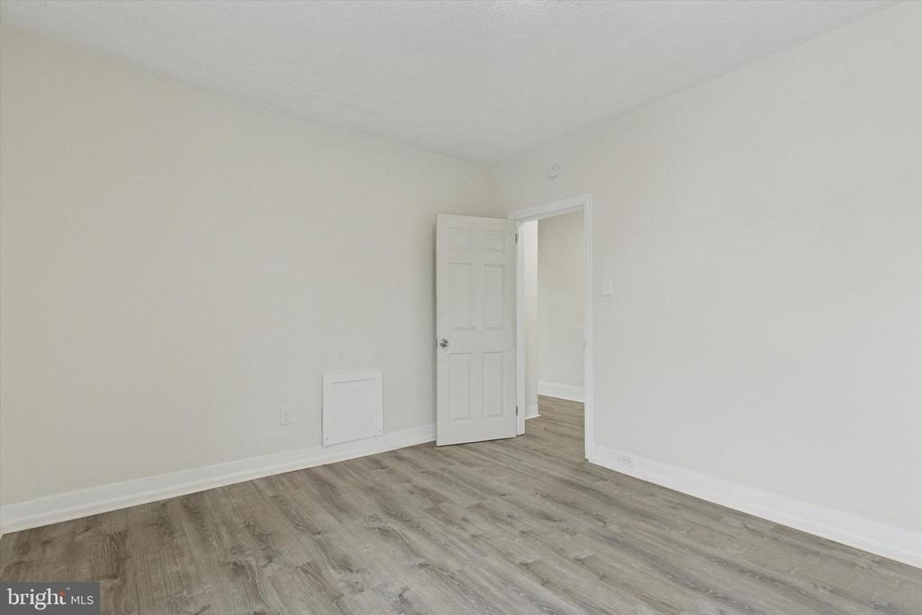 511 Conarroe Street - Photo 6