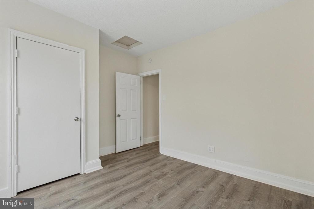 511 Conarroe Street - Photo 4