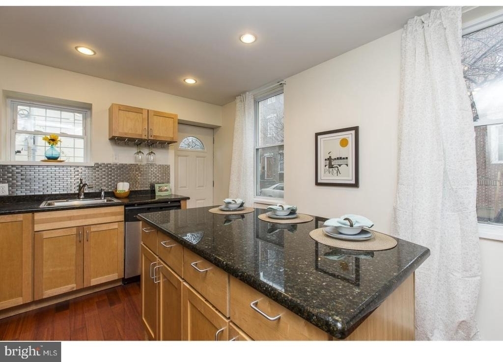 856 N 20th Street - Photo 6