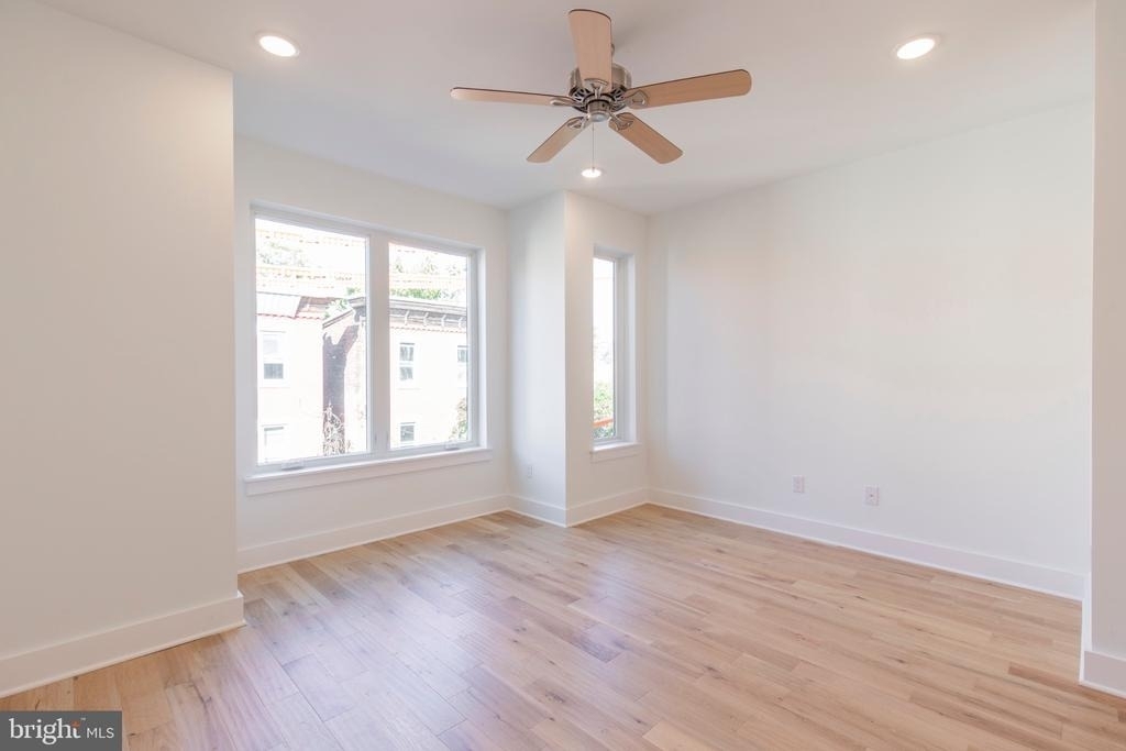2410 W Master Street - Photo 6