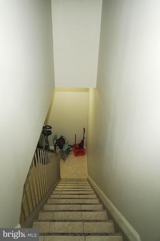 222 S 43rd Street - Photo 5