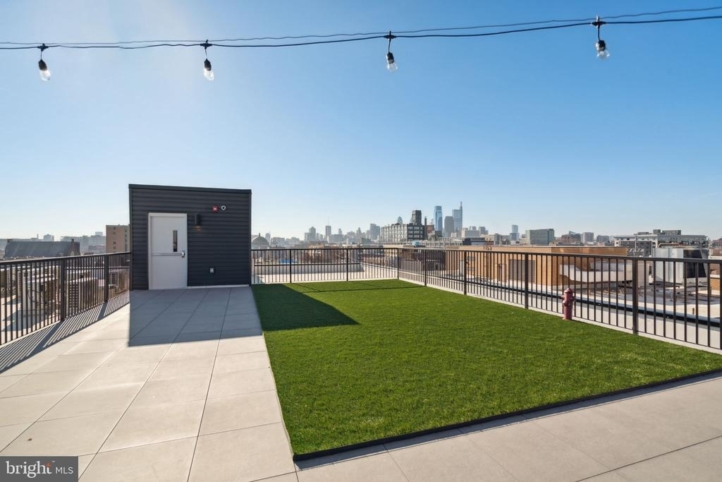 720 W Thompson Street - Photo 29