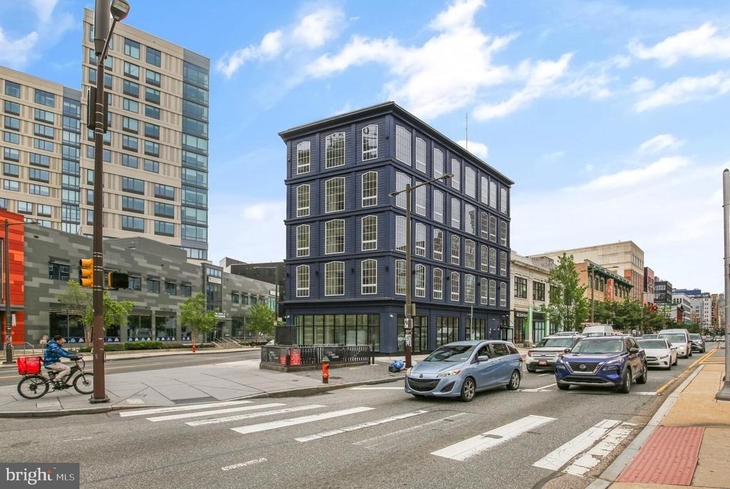 689 N Broad Street - Photo 20