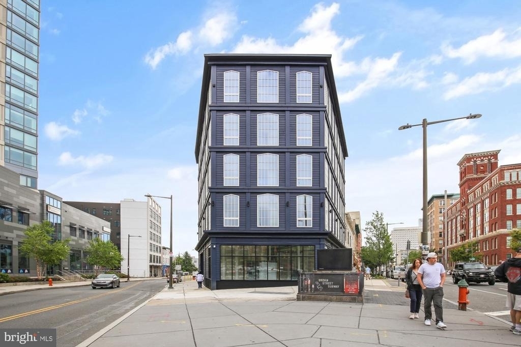 689 N Broad Street - Photo 14