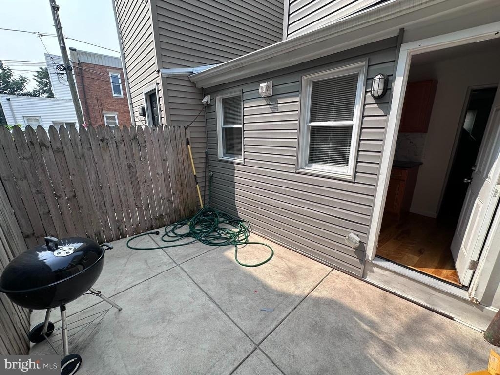 2229 E Ann Street - Photo 22