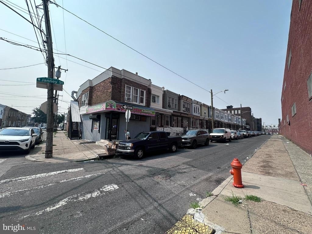 2229 E Ann Street - Photo 30