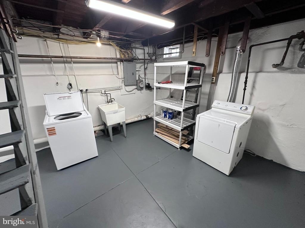 2229 E Ann Street - Photo 19