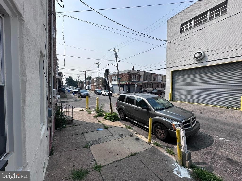2229 E Ann Street - Photo 23